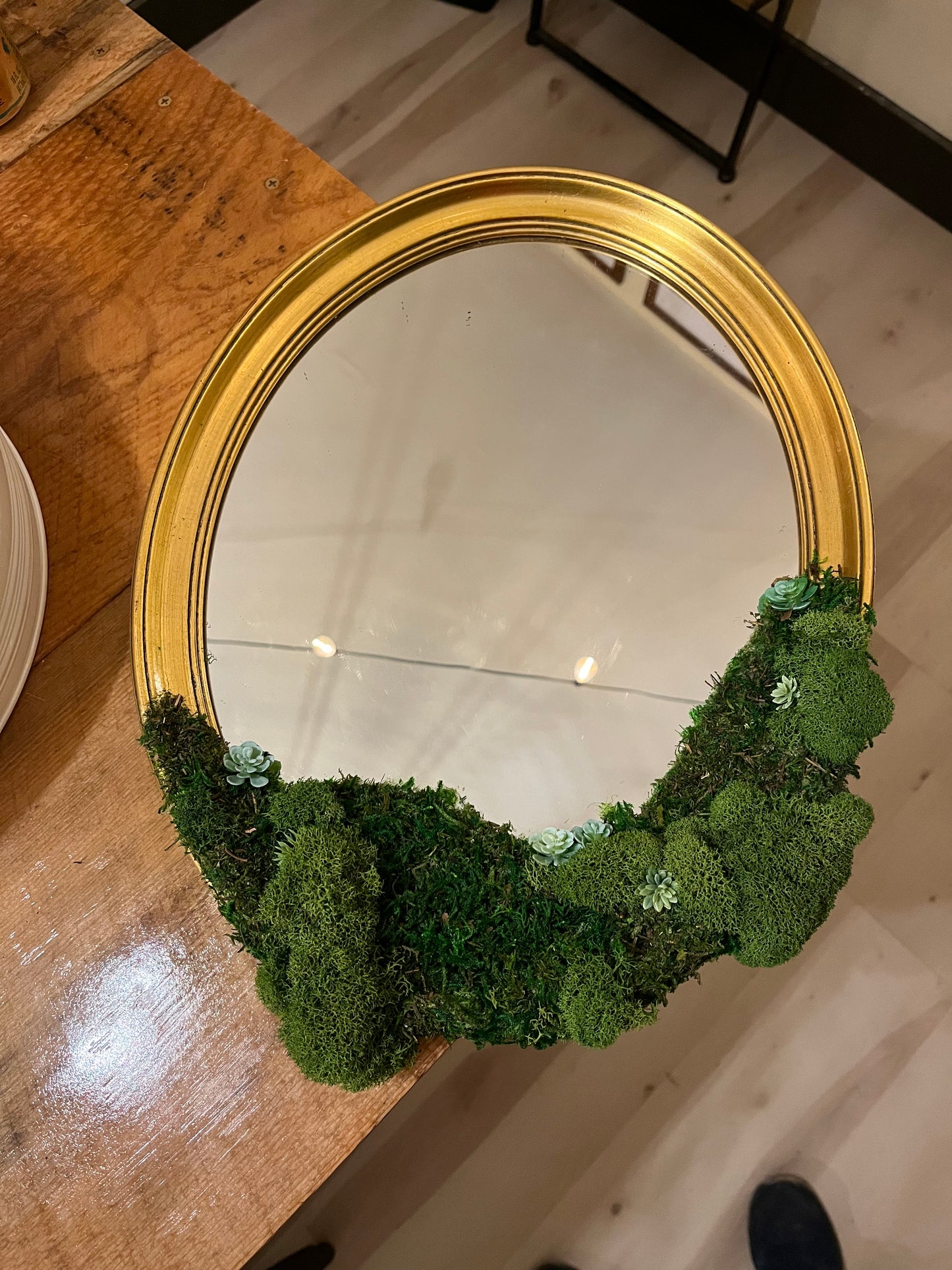 Moss Mirror Class