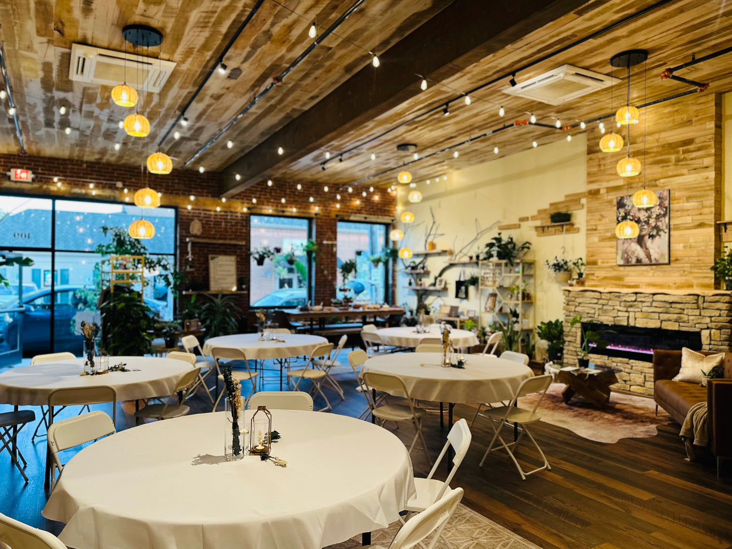 Bloom Room Zelie